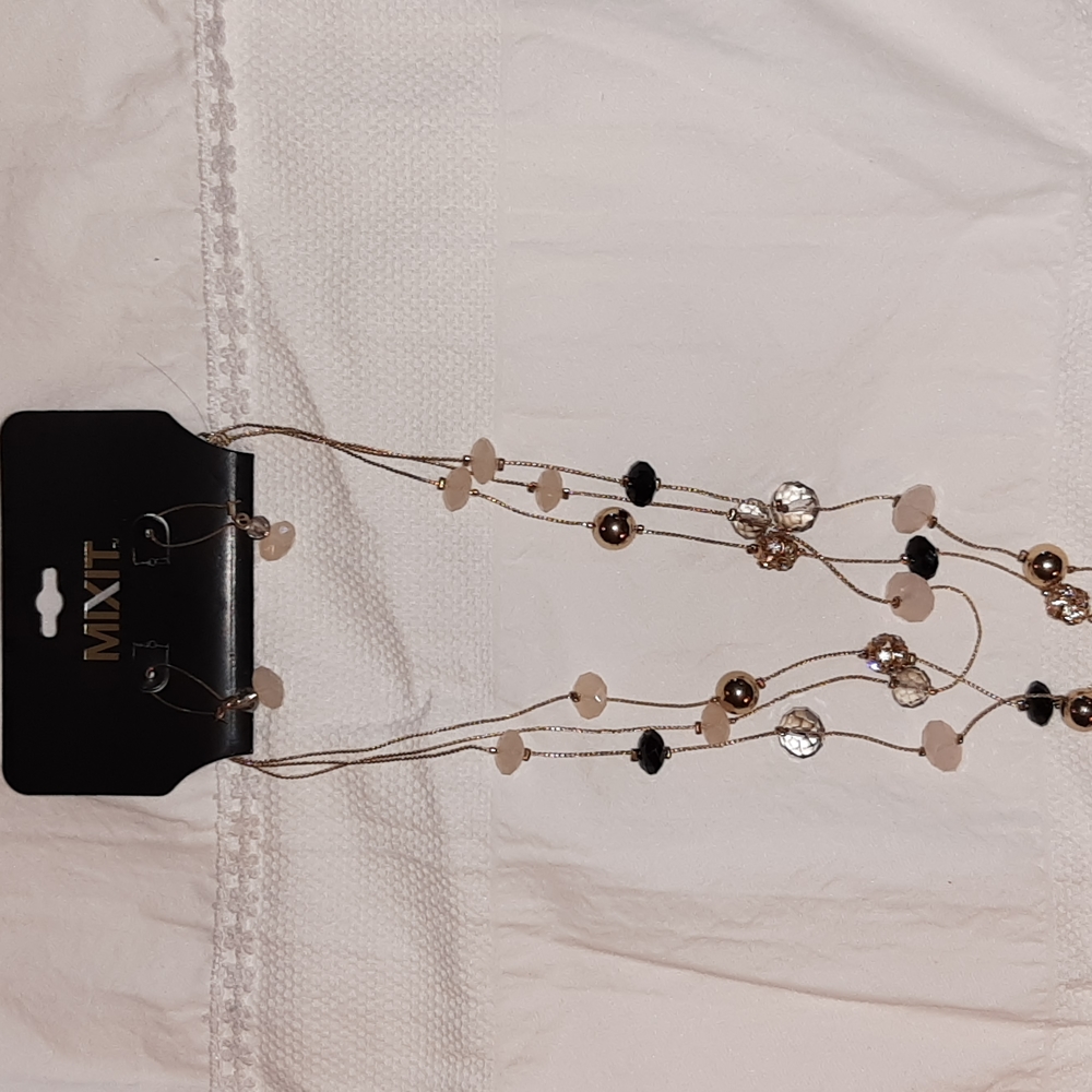 Necklace and matching earrings